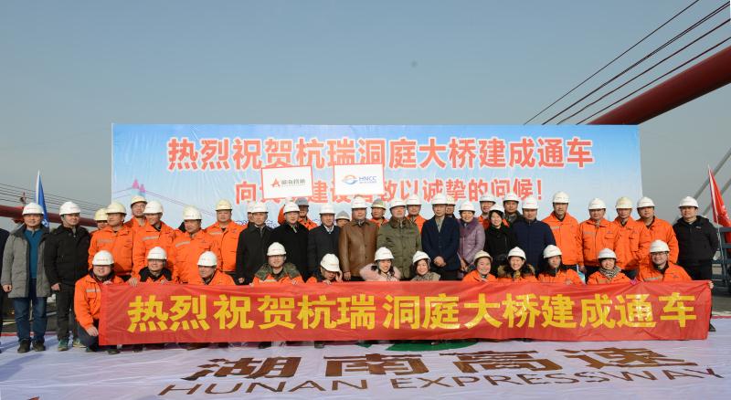 维多利亚老品牌vic(集团)官方网站